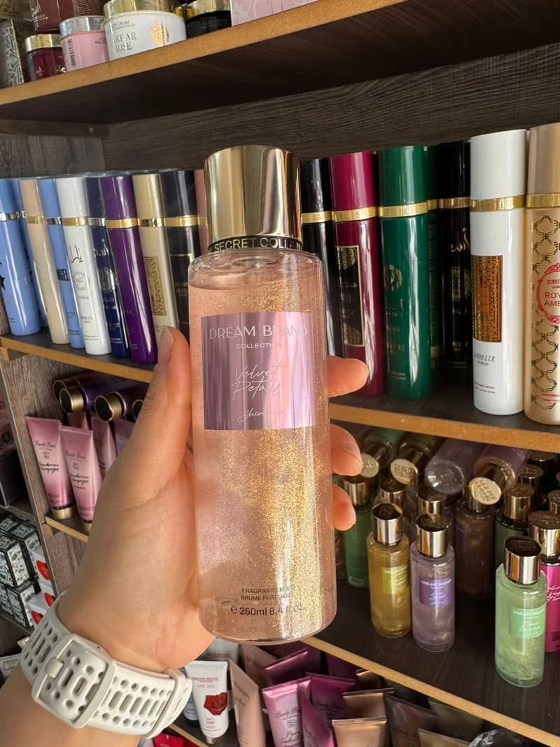 Velvet Petals Shimmer - Dream Brand